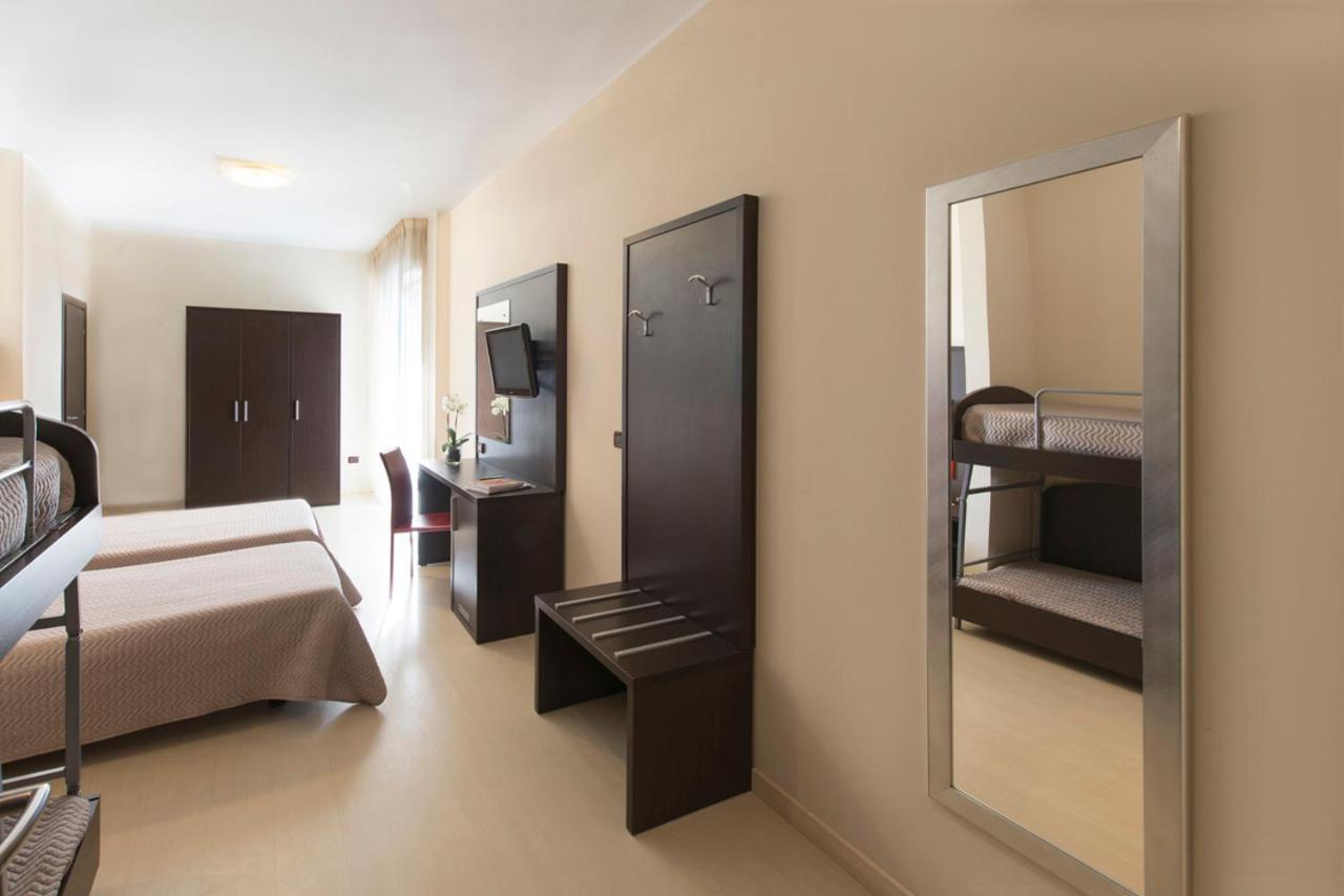Grand Hotel Adriatico Монтесильвано Экстерьер фото