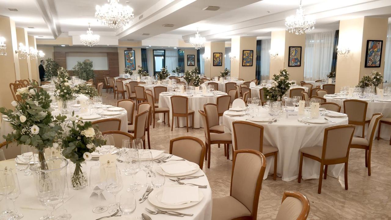 Grand Hotel Adriatico Монтесильвано Экстерьер фото
